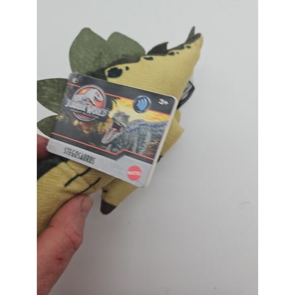 Stegosaurus Jurassic World Legacy Collection SOUNDS SEE VIDEO Plush Figure 2021 - Picture 8 of 8